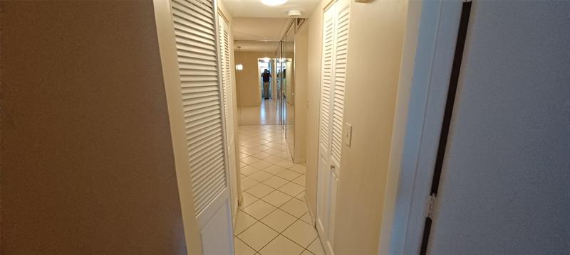 Image 4 of 11 For 6751 University Dr  124
