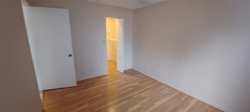 Image 5 of 11 For 6751 University Dr  124