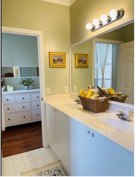 Image 14 of 19 For 118 Riverwalk Cir