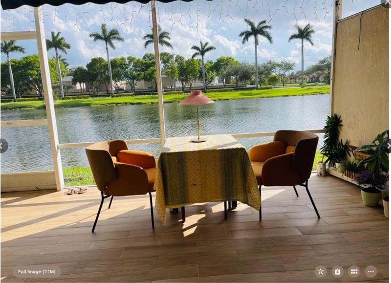 Image 16 of 19 For 118 Riverwalk Cir