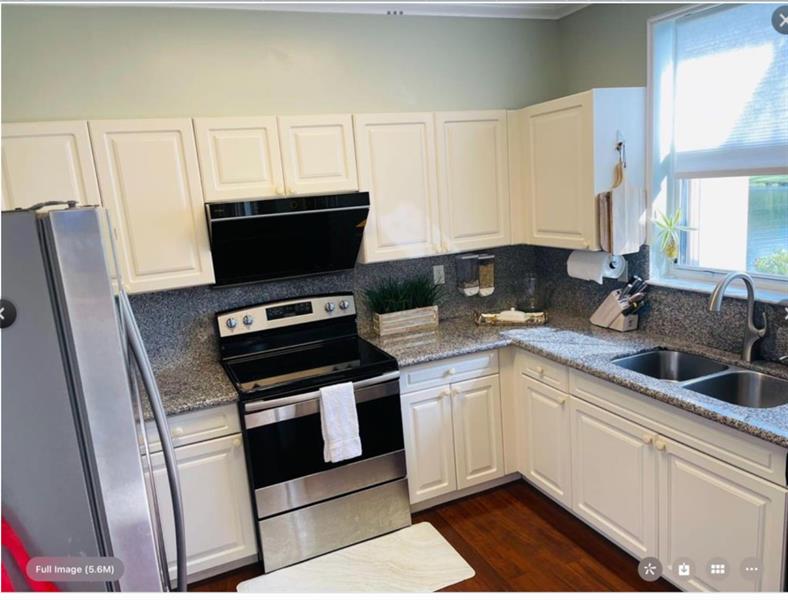 Image 8 of 19 For 118 Riverwalk Cir