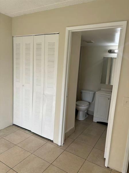 Image 13 of 18 For 704 Meadows Circle 704