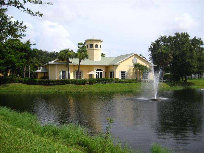 Image 16 of 18 For 704 Meadows Circle 704