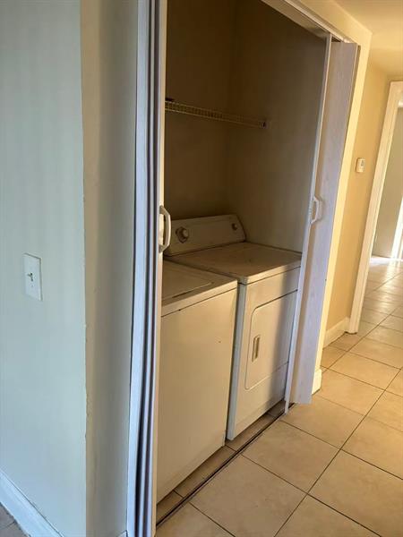 Image 8 of 18 For 704 Meadows Circle 704