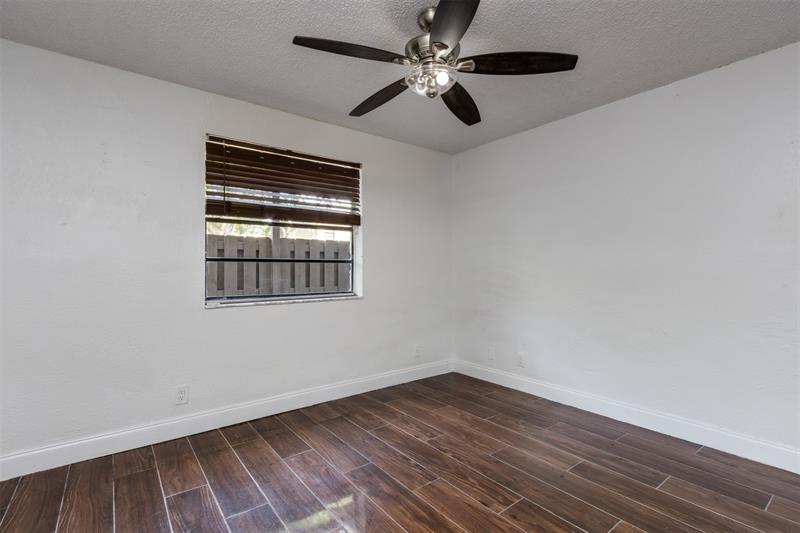 Image 16 of 41 For 7950 11th Ct