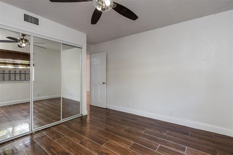 Image 18 of 41 For 7950 11th Ct