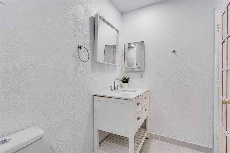 Image 35 of 41 For 7950 11th Ct