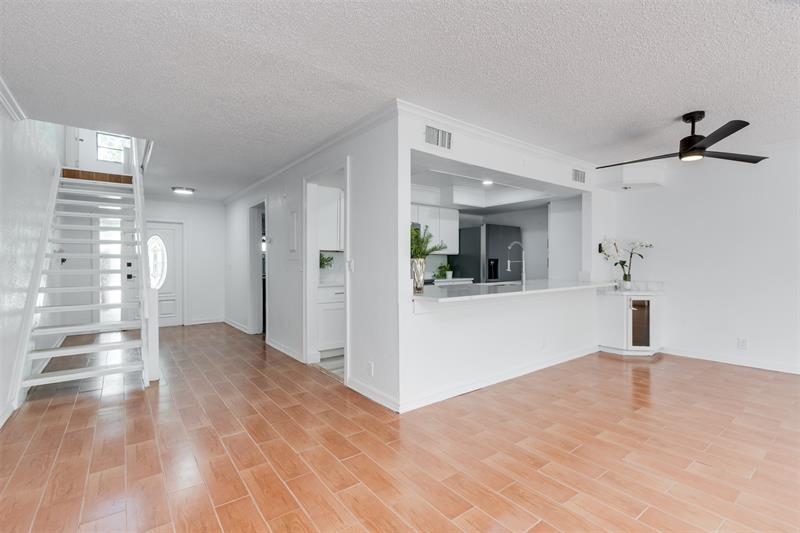 Image 7 of 41 For 7950 11th Ct