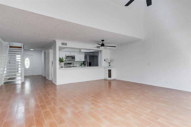 Image 9 of 41 For 7950 11th Ct