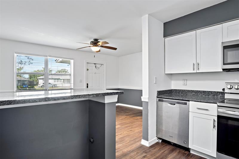 Image 5 of 23 For 101 35th St  A