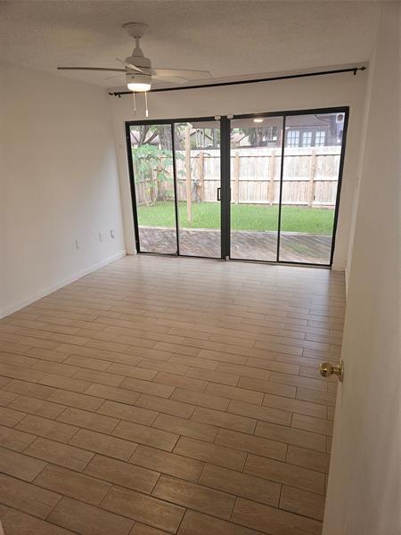 Image 7 of 13 For 10191 Oleander Ct