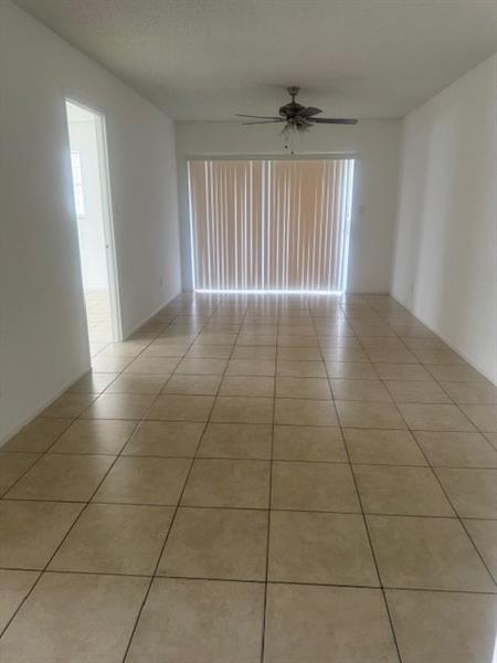 Image 6 of 12 For 1021 45th St  5