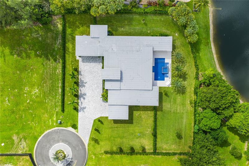 Image 38 of 39 For 8795 Valencia Ct