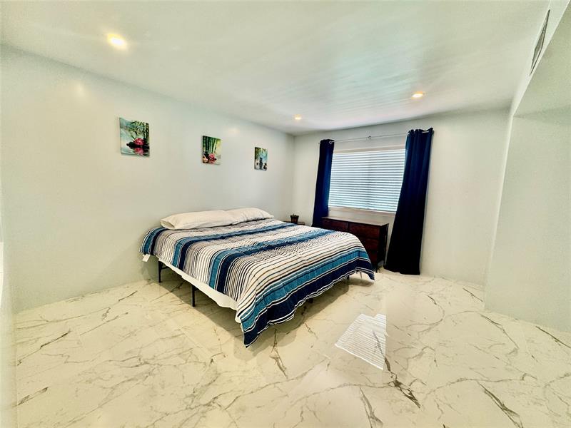 Image 15 of 17 For 4100 Tivoli Ct  201