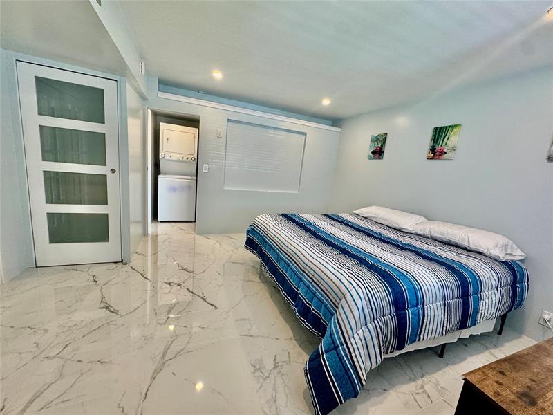 Image 16 of 17 For 4100 Tivoli Ct  201