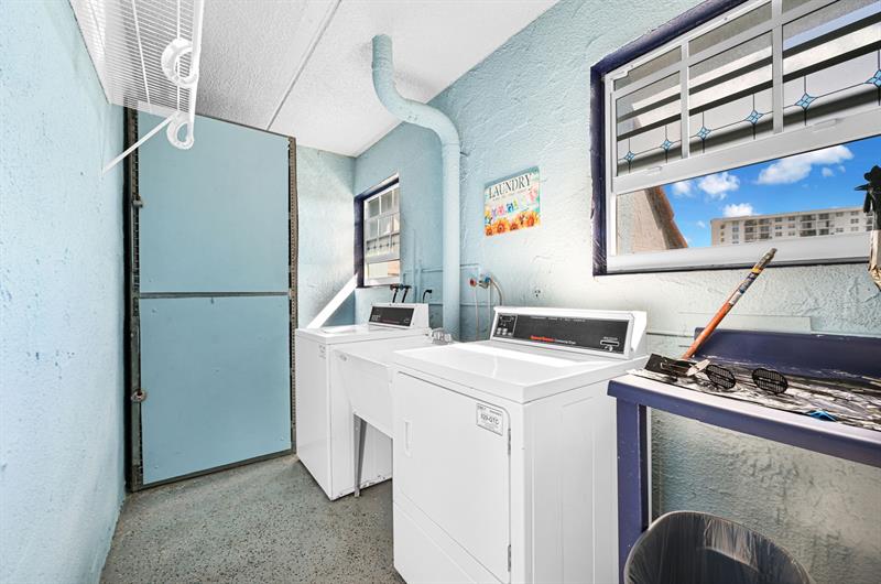 Image 24 of 31 For 1775 Andrews Sq  308w