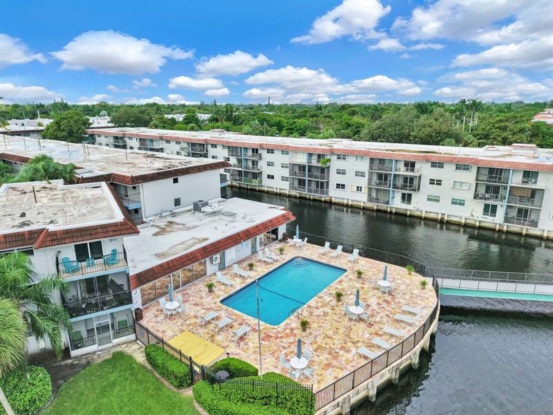 Image 28 of 31 For 1775 Andrews Sq  308w