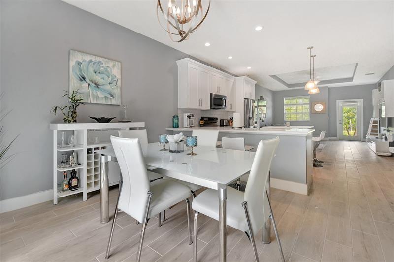 Image 12 of 36 For 4796 Horizon Ave