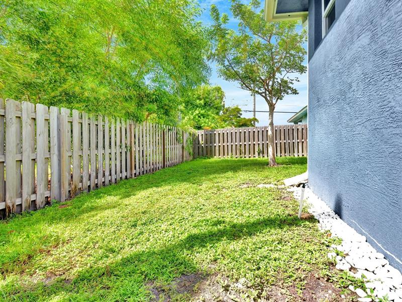 Image 36 of 36 For 4796 Horizon Ave