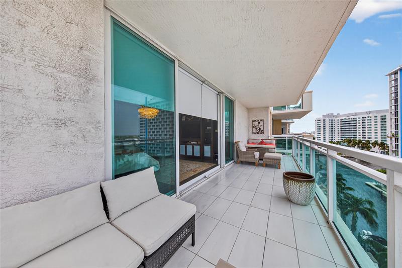 Image 18 of 66 For 2845 9th St  806