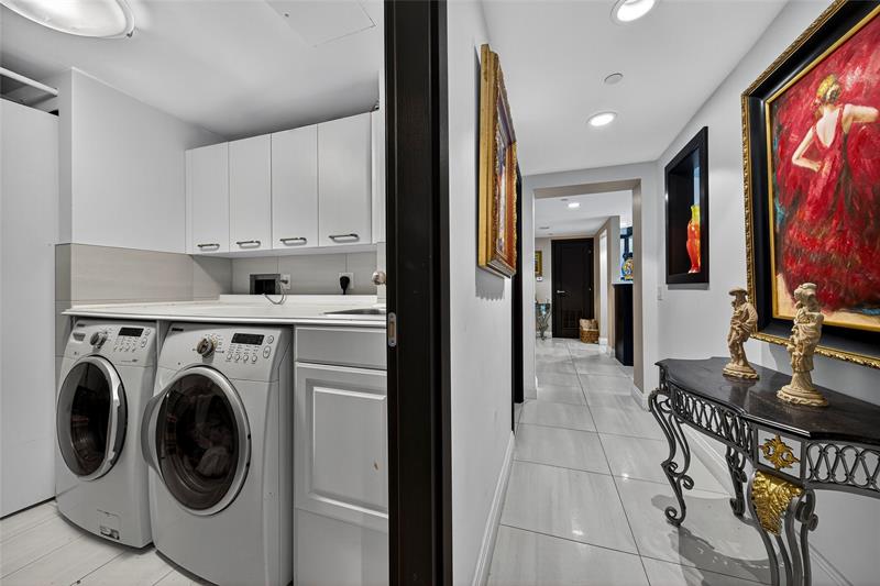 Image 32 of 66 For 2845 9th St  806