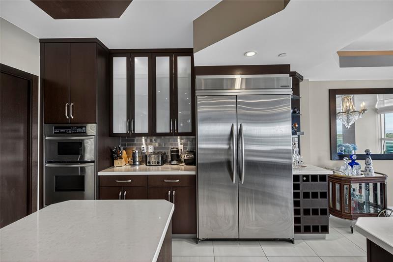 Image 41 of 66 For 2845 9th St  806