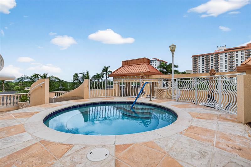 Image 63 of 66 For 2845 9th St  806