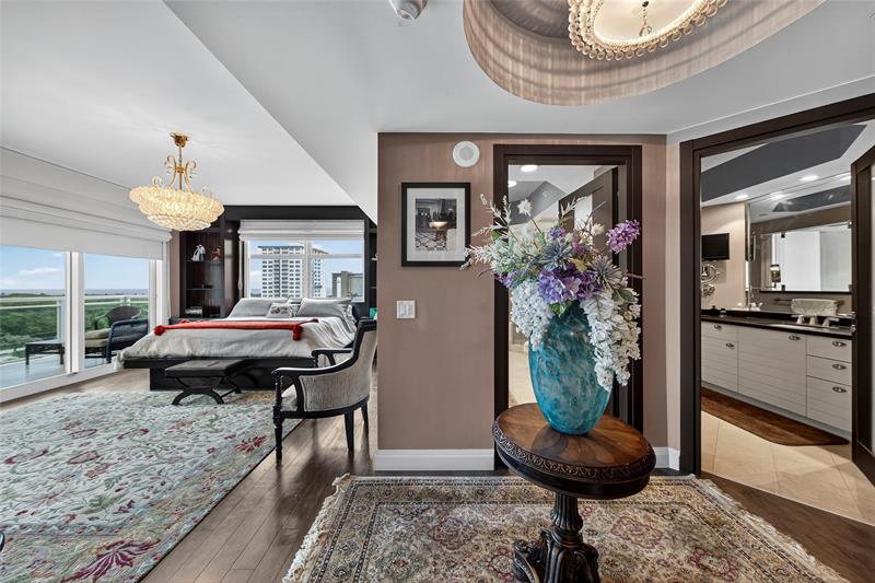 Image 9 of 66 For 2845 9th St  806