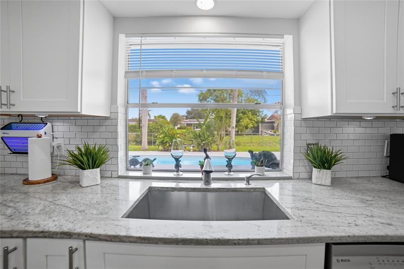 Image 21 of 40 For 7505 40th Pl