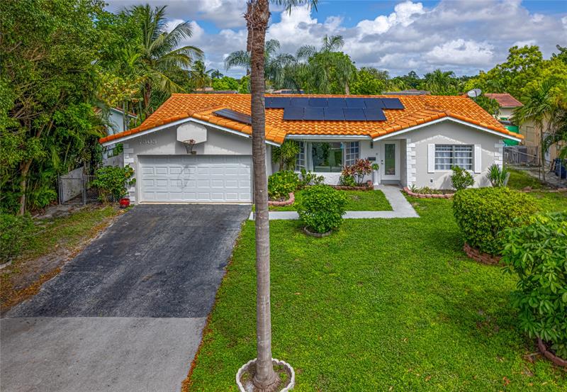 Image 5 of 40 For 7505 40th Pl