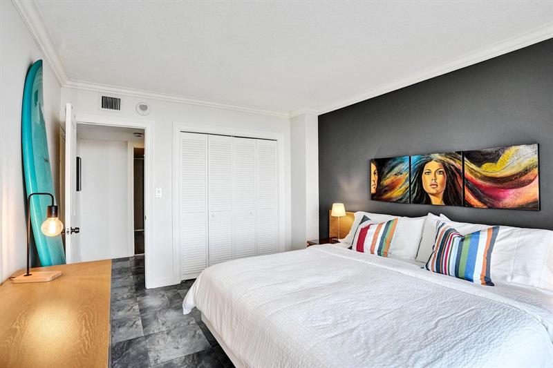 Image 30 of 84 For 800 20th Ave  915