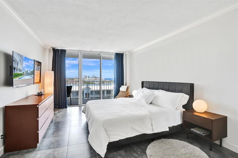 Image 35 of 84 For 800 20th Ave  915