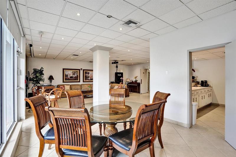 Image 60 of 84 For 800 20th Ave  915