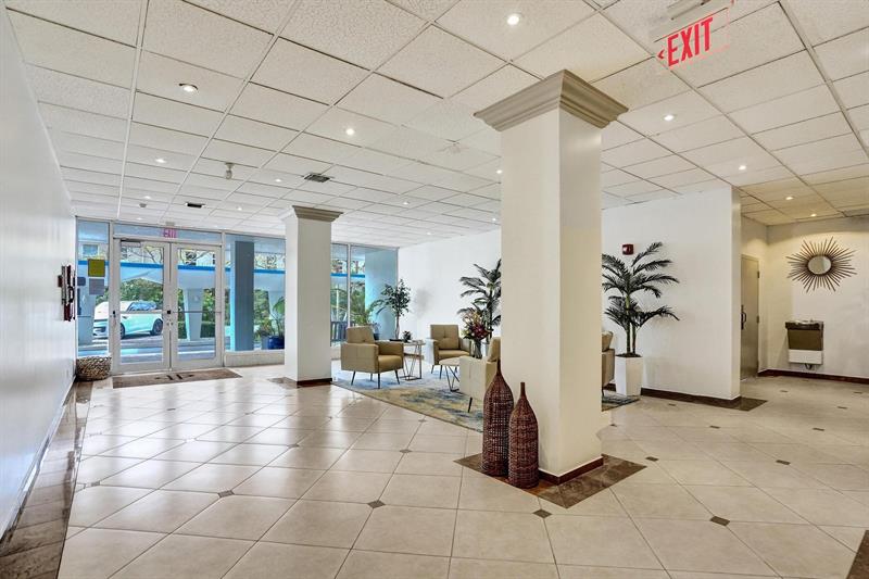 Image 61 of 84 For 800 20th Ave  915