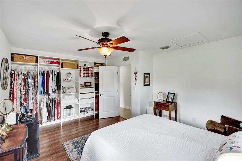 Image 30 of 75 For 3801 137th Ave