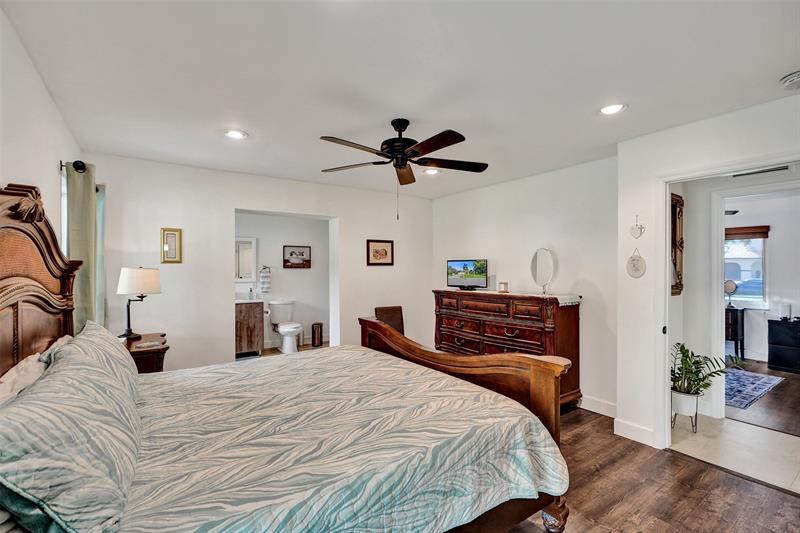 Image 33 of 75 For 3801 137th Ave