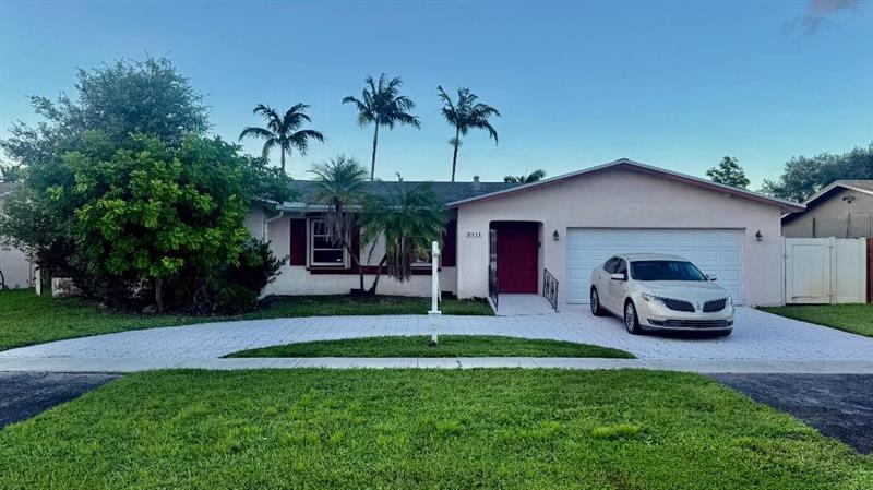 Details for 8911 Johnson St, Pembroke Pines, FL 33024
