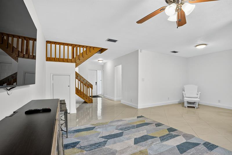 Image 13 of 35 For 3037 48th Ave