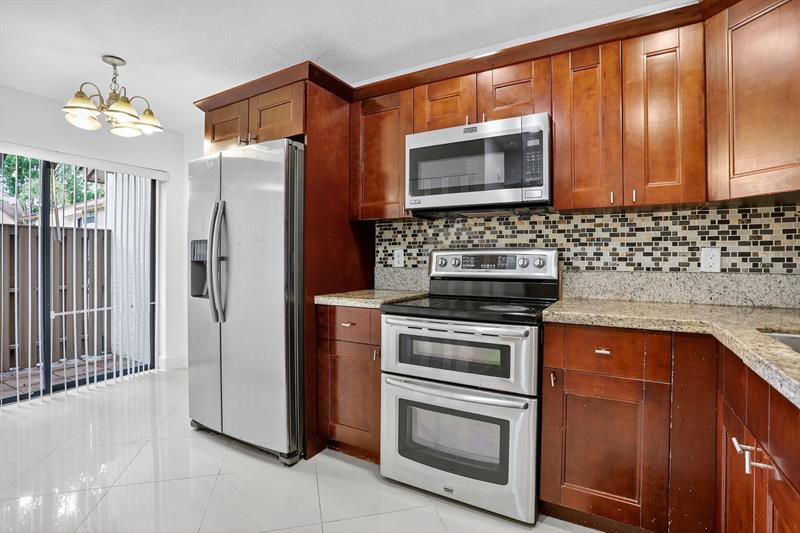 Image 4 of 35 For 3037 48th Ave