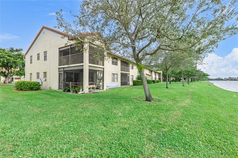 Image 34 of 45 For 2112 Congressional Way  2112