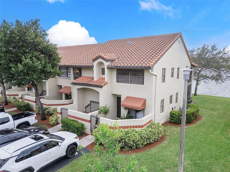 Image 37 of 45 For 2112 Congressional Way  2112