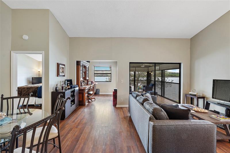 Image 7 of 45 For 2112 Congressional Way  2112