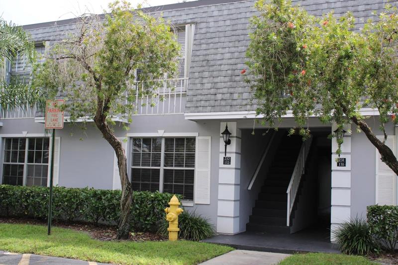 Details for 432 70 Avenue  232, Plantation, FL 33317