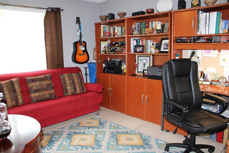 Image 12 of 21 For 432 70 Avenue  232