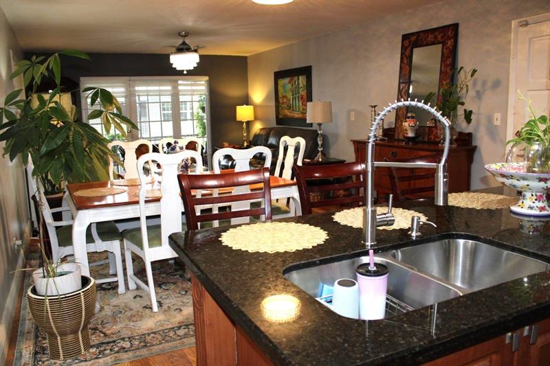 Image 5 of 21 For 432 70 Avenue  232
