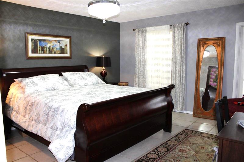 Image 8 of 21 For 432 70 Avenue  232