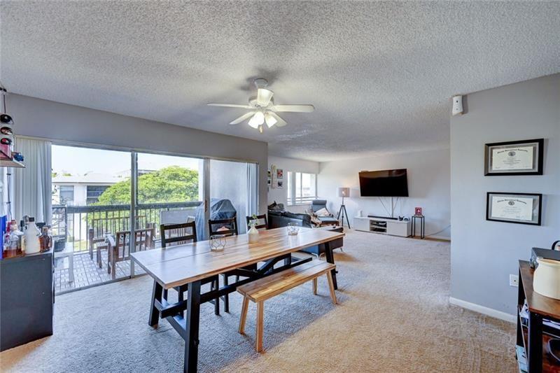 Image 4 of 14 For 731 Pine Island Rd  404