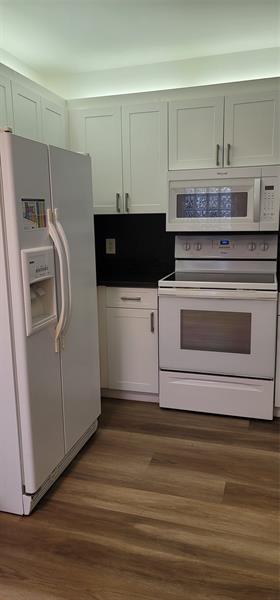 Image 12 of 31 For 10790 14th St  180