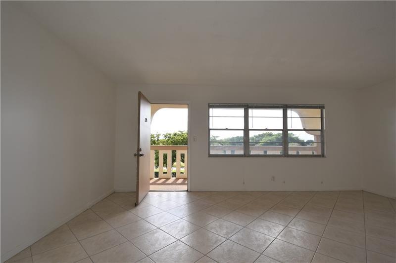 Image 13 of 28 For 2801 Victoria Way  J4