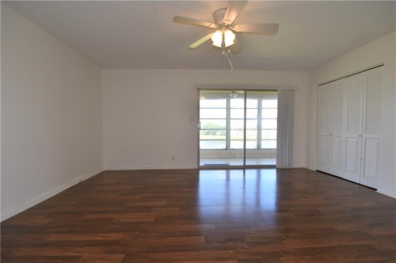 Image 17 of 28 For 2801 Victoria Way  J4